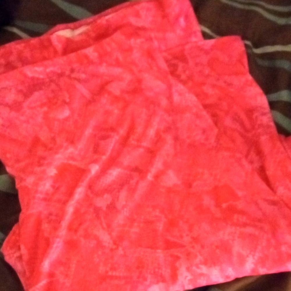 Hot pink yoga pants